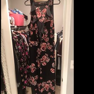 Plus size women’s floral jumpsuit